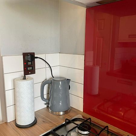 Top Floor 1 Bedroom Apartment With Views Over London Bagian luar foto